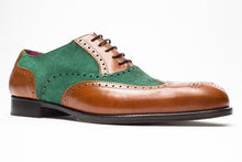 Laden Sie das Bild in den Galerie-Viewer, The Spectator - cognac/green