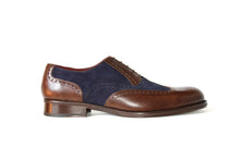 Laden Sie das Bild in den Galerie-Viewer, The Spectator - brown/navy